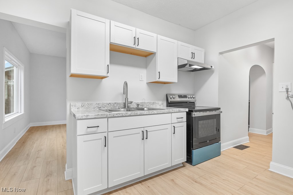 38 W Washington Street