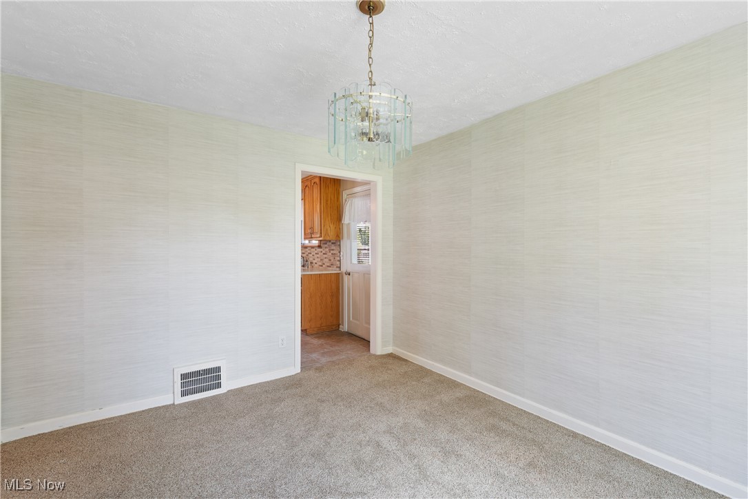 329 Grandview Avenue NW