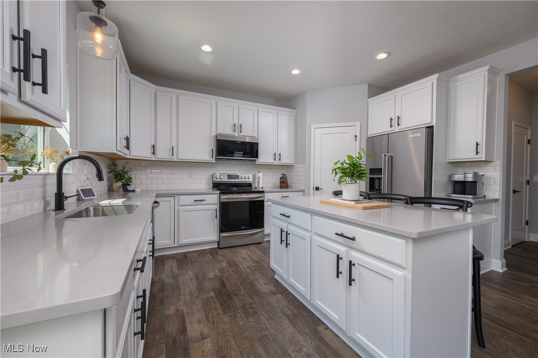 392 Amberley Drive