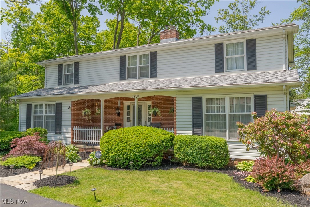 1201 Overlook Drive