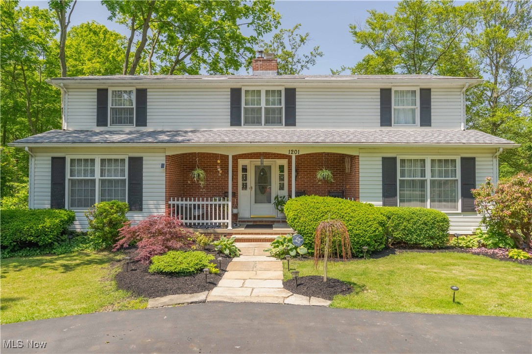 1201 Overlook Drive