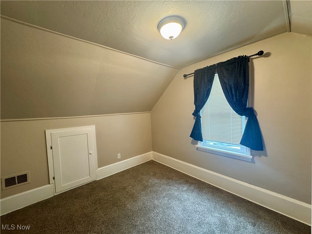2420 Empire Road NE