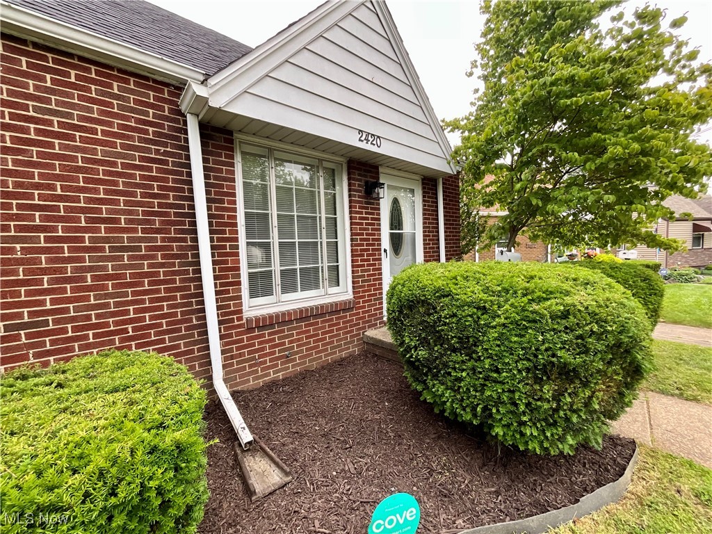 2420 Empire Road NE