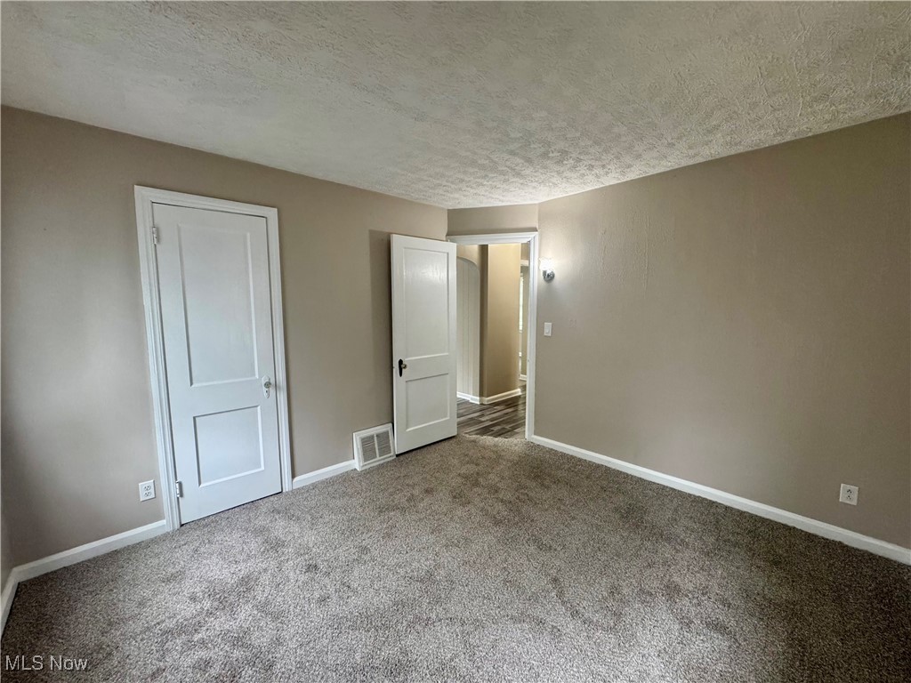 2420 Empire Road NE