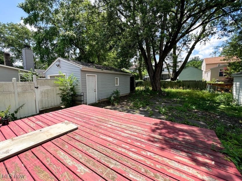 2736 Maplewood Street