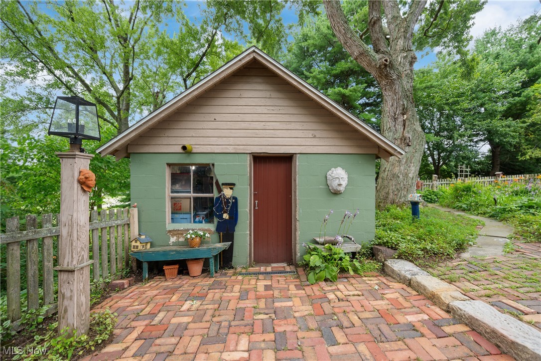 13130 Williamsburg Avenue NW