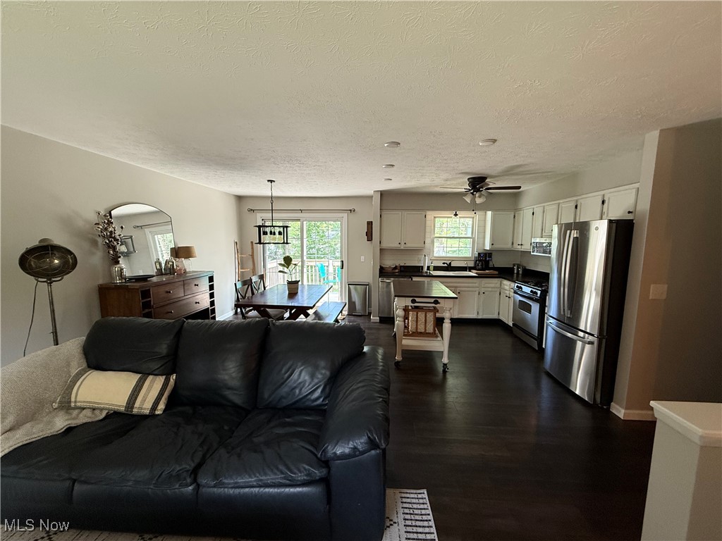 840 Zeletta Drive