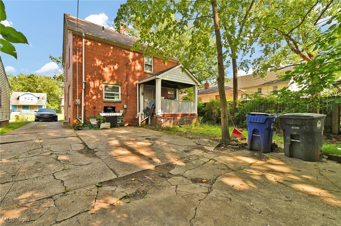 3894 E 147th Street