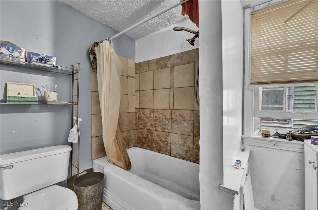 3894 E 147th Street