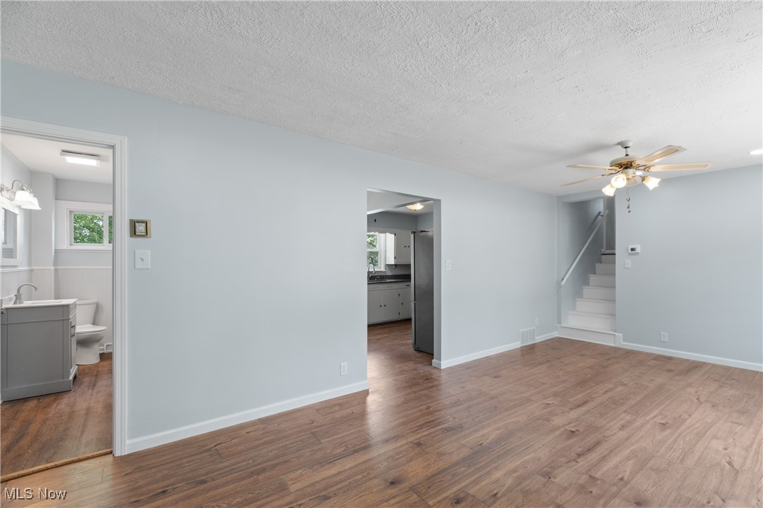 3931 Rosalind Drive