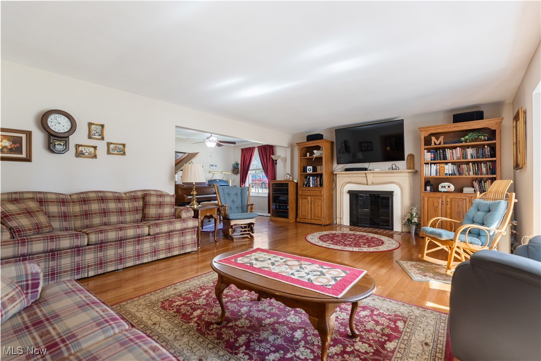 1443 Wilkshire Circle SW