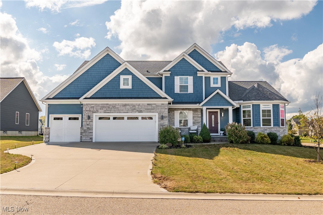 7577 Crowngate Circle NW