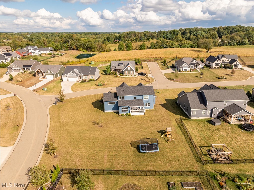 7577 Crowngate Circle NW