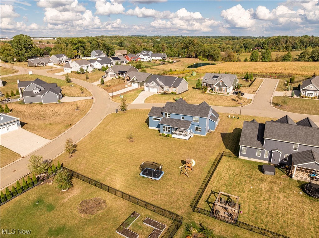 7577 Crowngate Circle NW