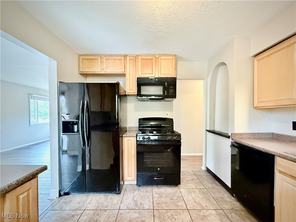 600 Silver Meadows Drive