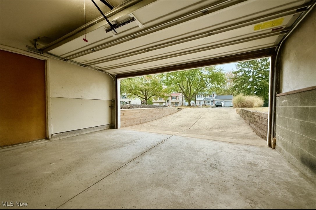 600 Silver Meadows Drive