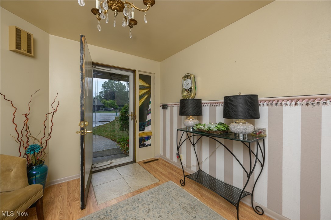 2206 Graustark Path