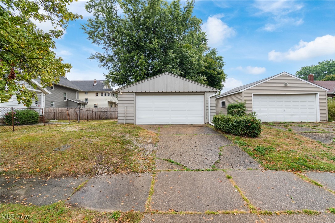 1239 Lily Street