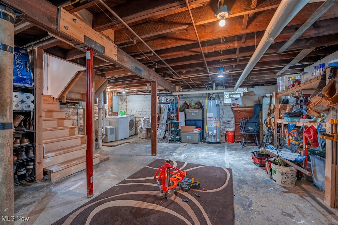 3277 E Scarborough