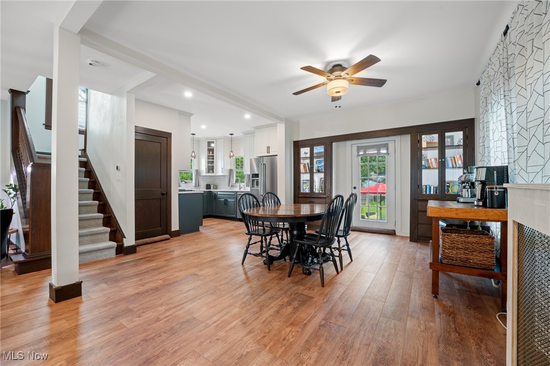 3277 E Scarborough