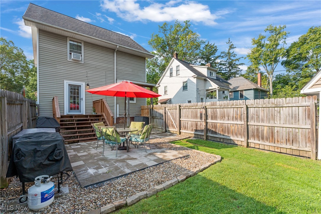 3277 E Scarborough