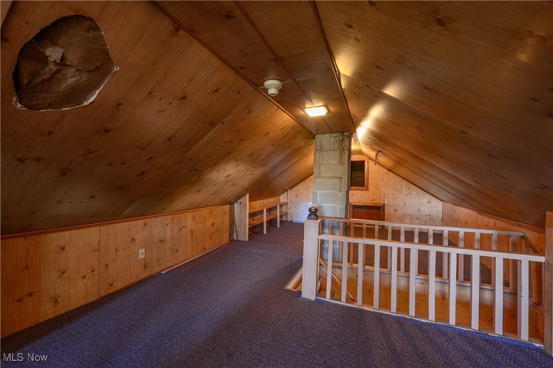 7678 Waynesburg Drive SE