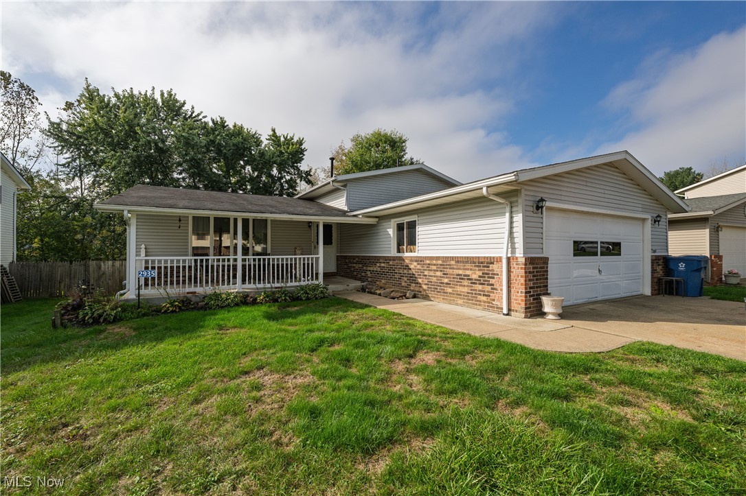 2935 Farmington Circle SW