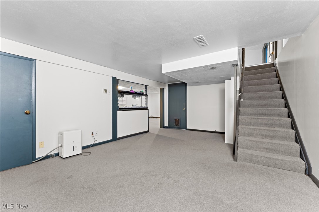 175 Overmont Avenue SW