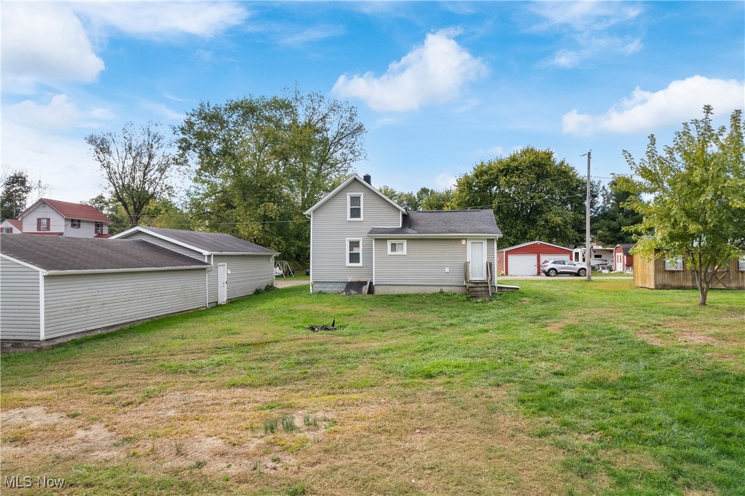 890 Green Side Avenue SW