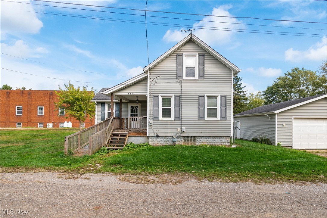 890 Green Side Avenue SW