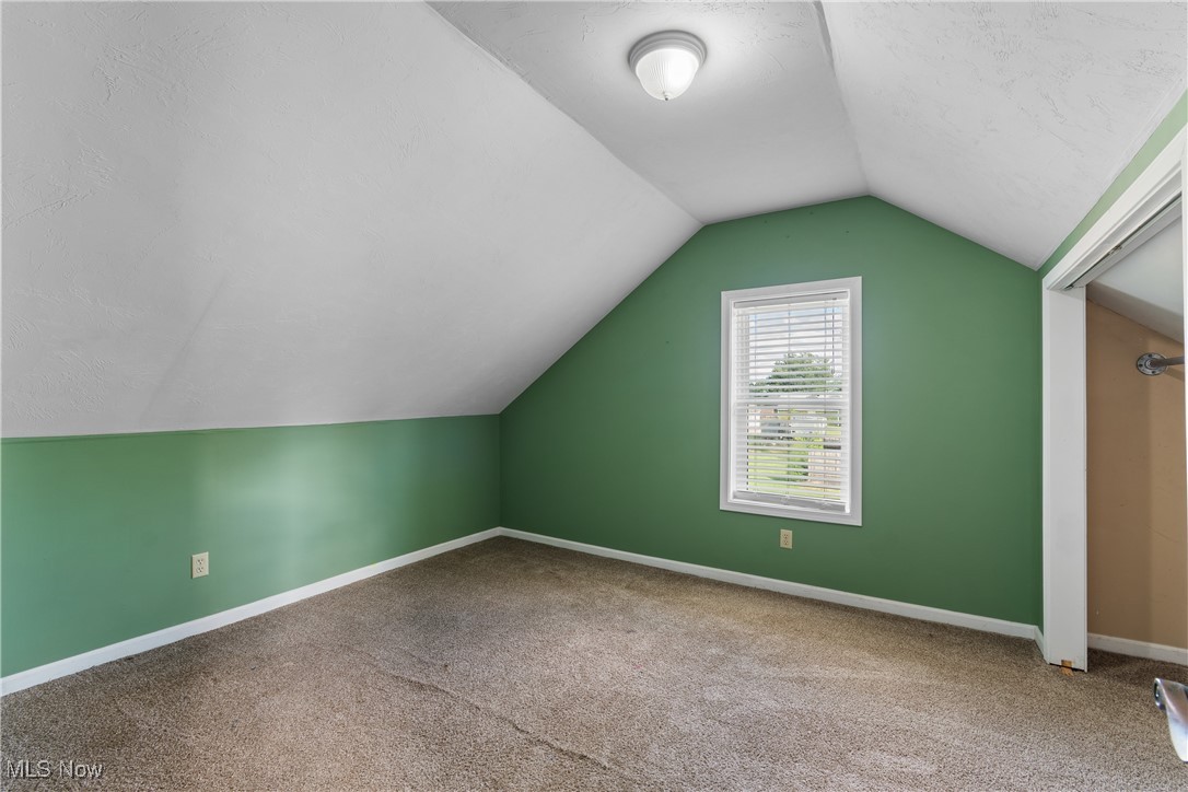 890 Green Side Avenue SW
