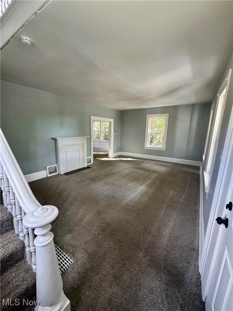322 3rd Street NE