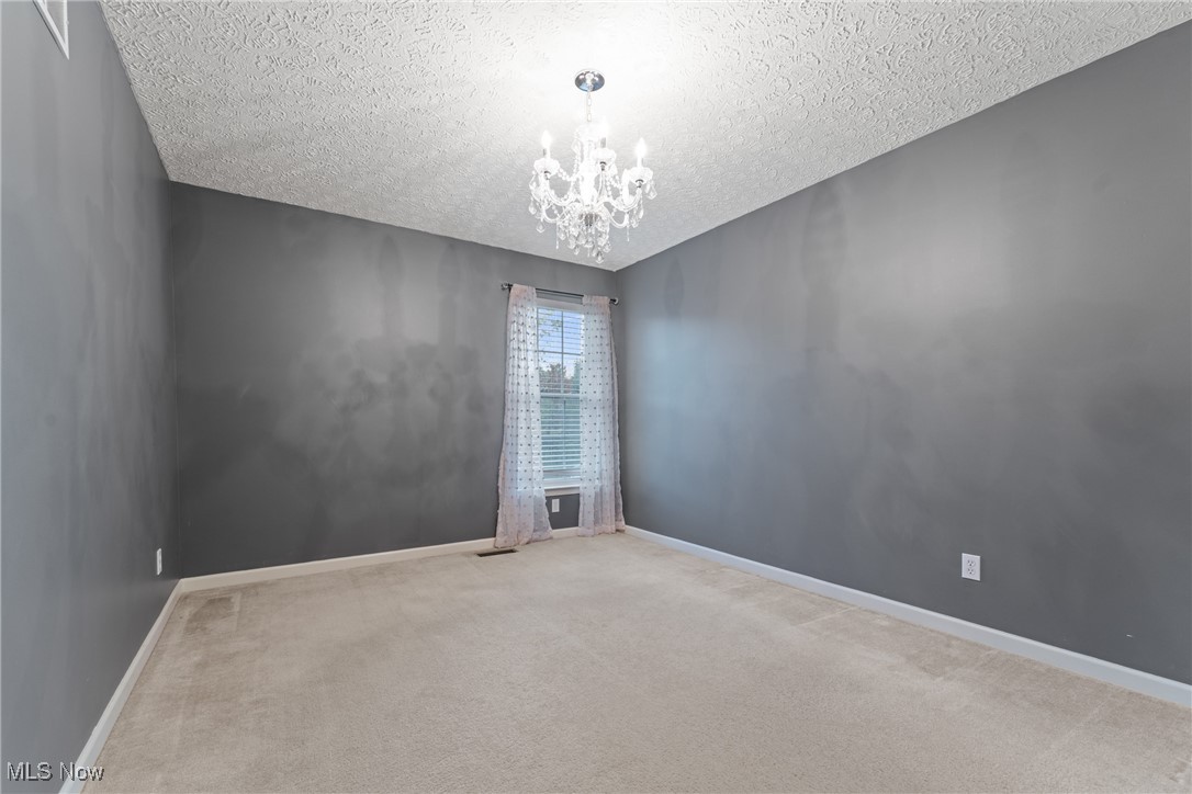 43 Fox Ridge Way