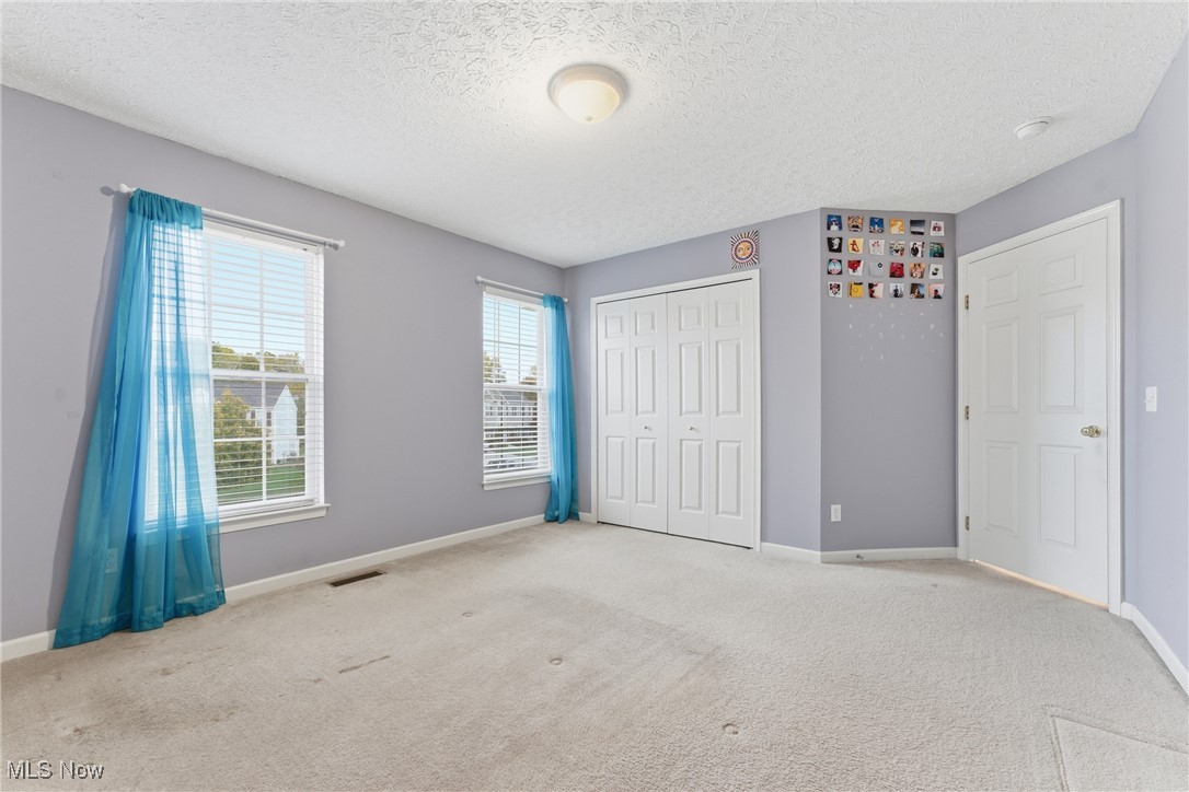 43 Fox Ridge Way