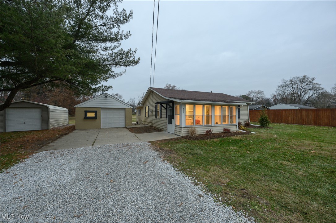 451 Yager Road