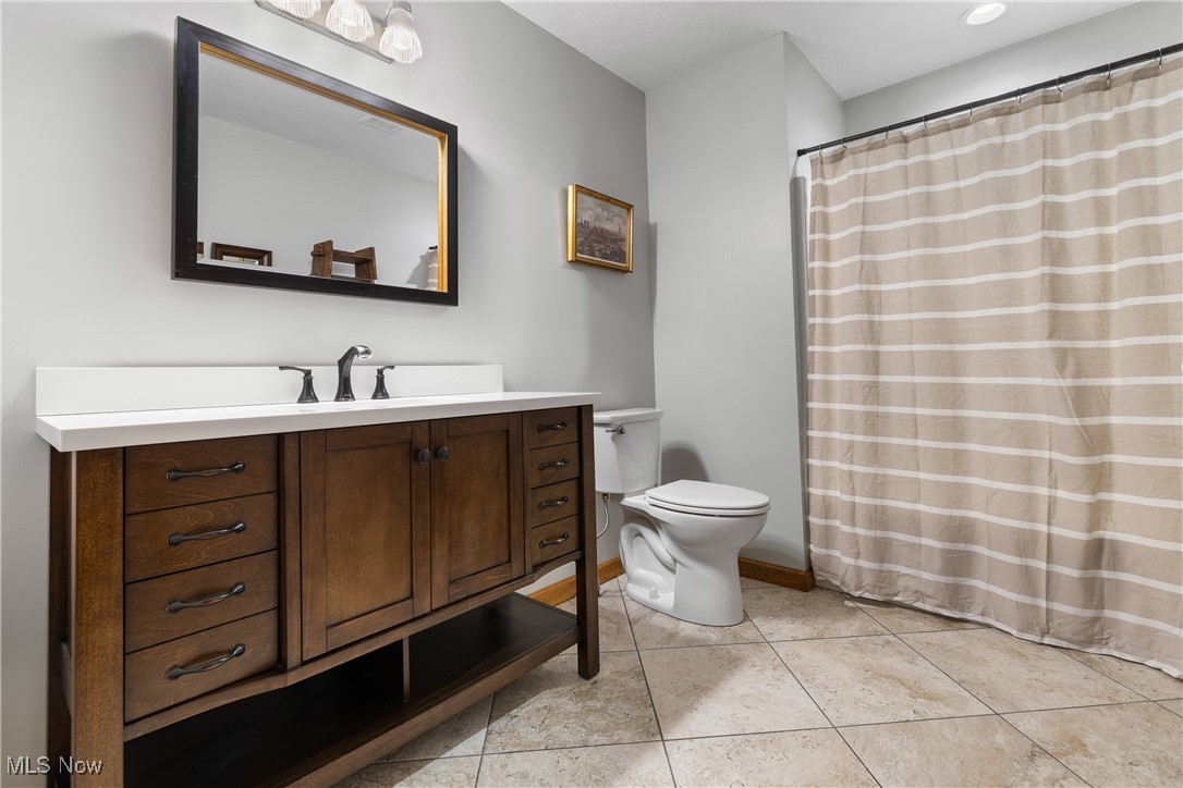 8779 Glenarden Circle NW
