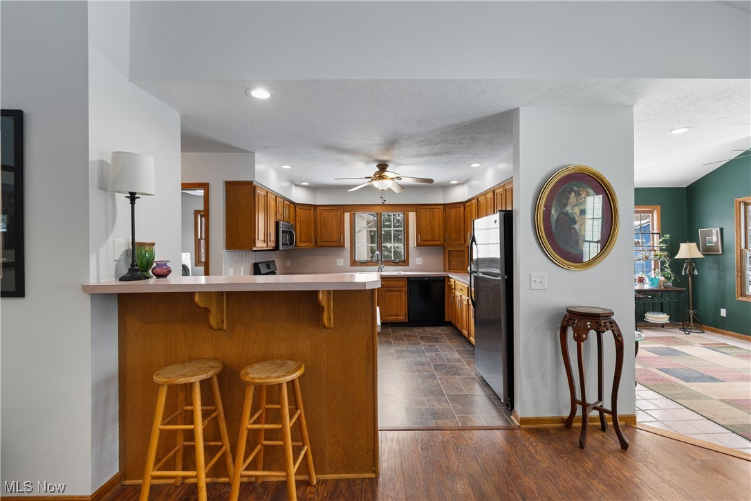 8779 Glenarden Circle NW