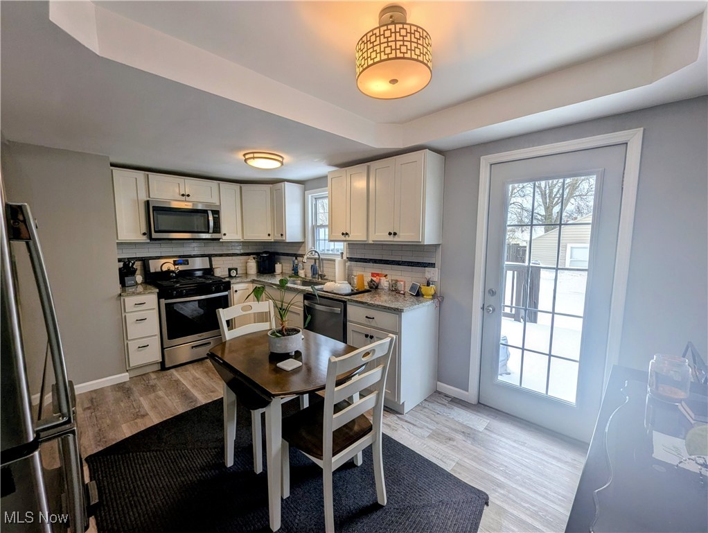 226 E 286th Street