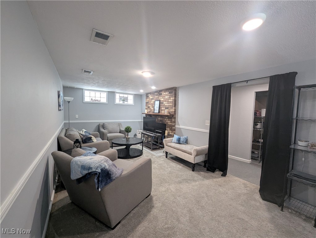 226 E 286th Street