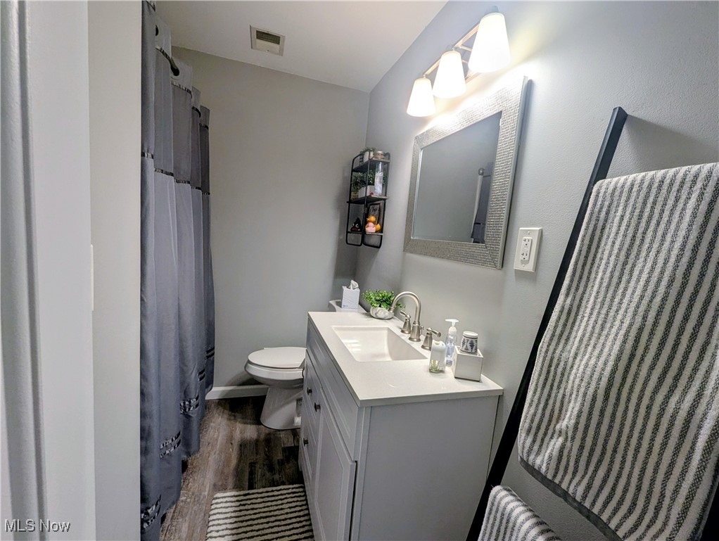 226 E 286th Street
