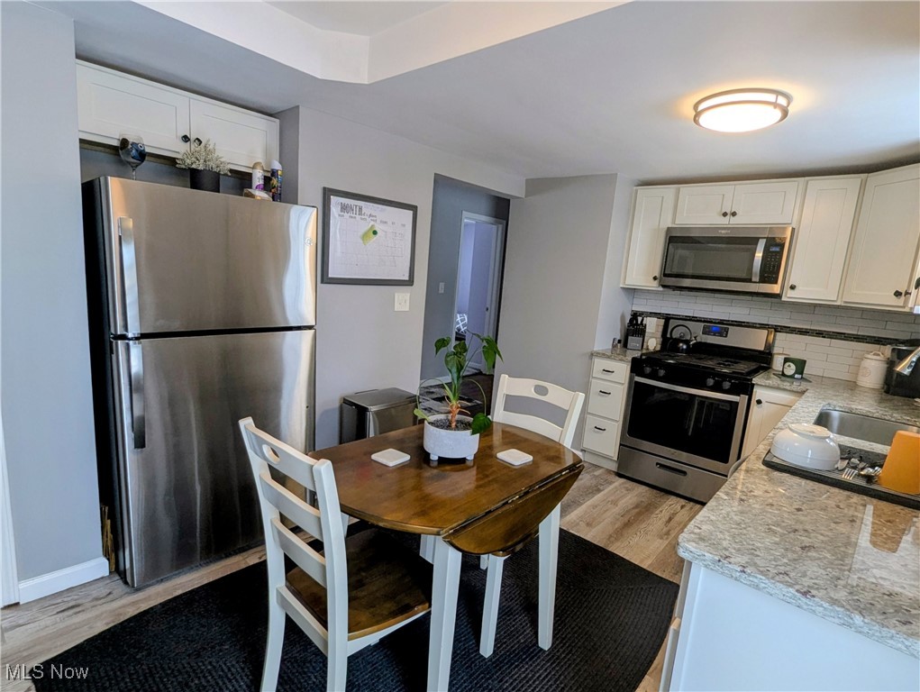 226 E 286th Street