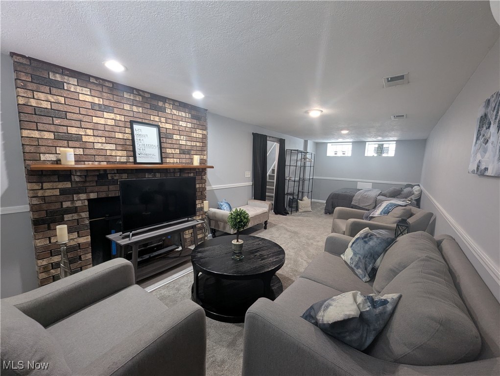 226 E 286th Street