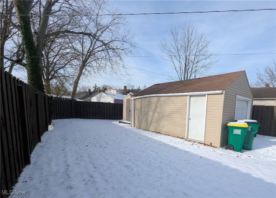 226 E 286th Street