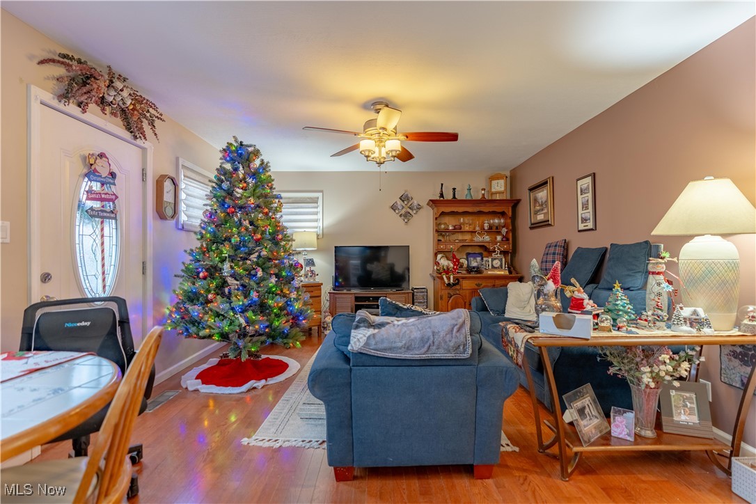 2863 Archwood Place