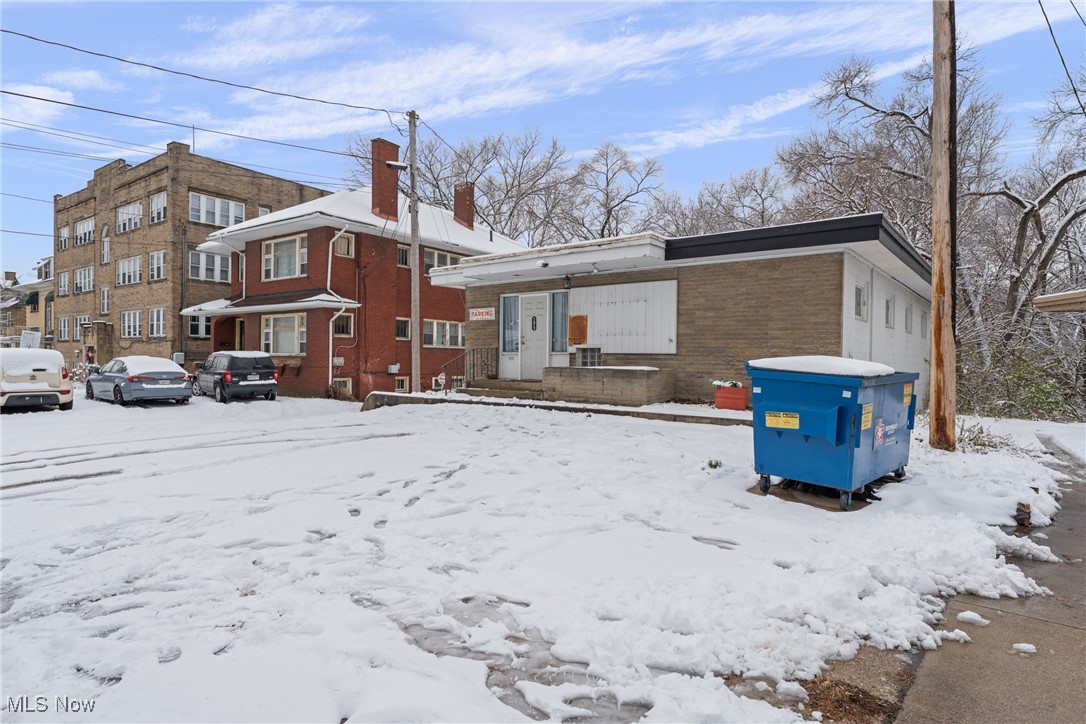 1817 Fulton Road