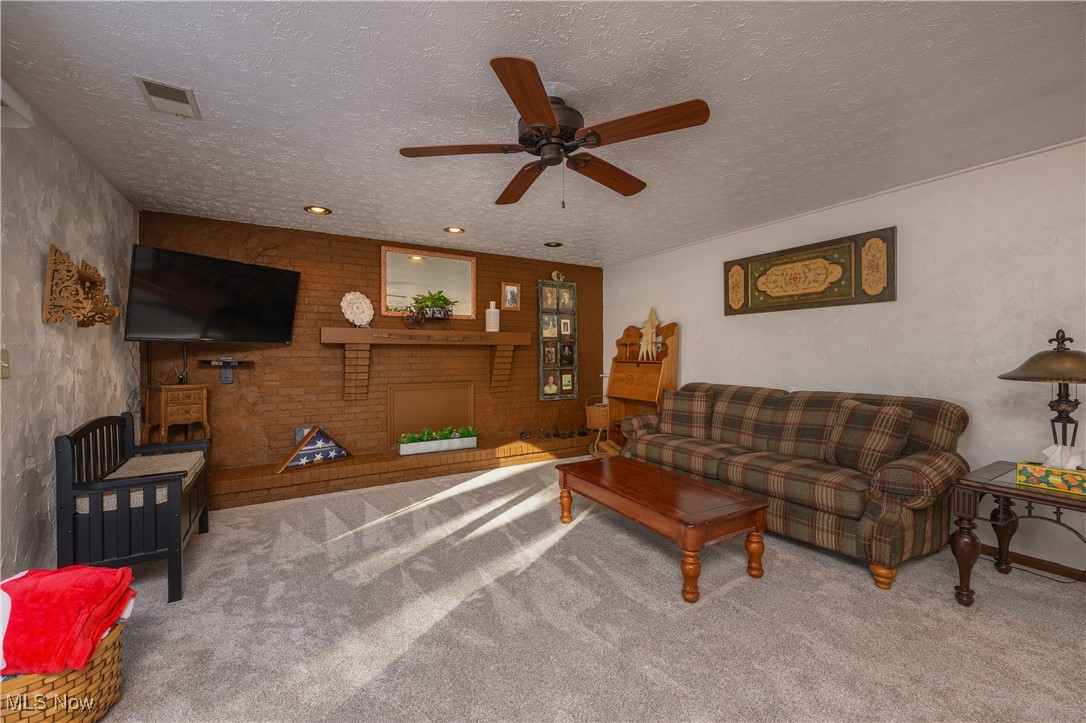570 E Turkeyfoot Lake Road