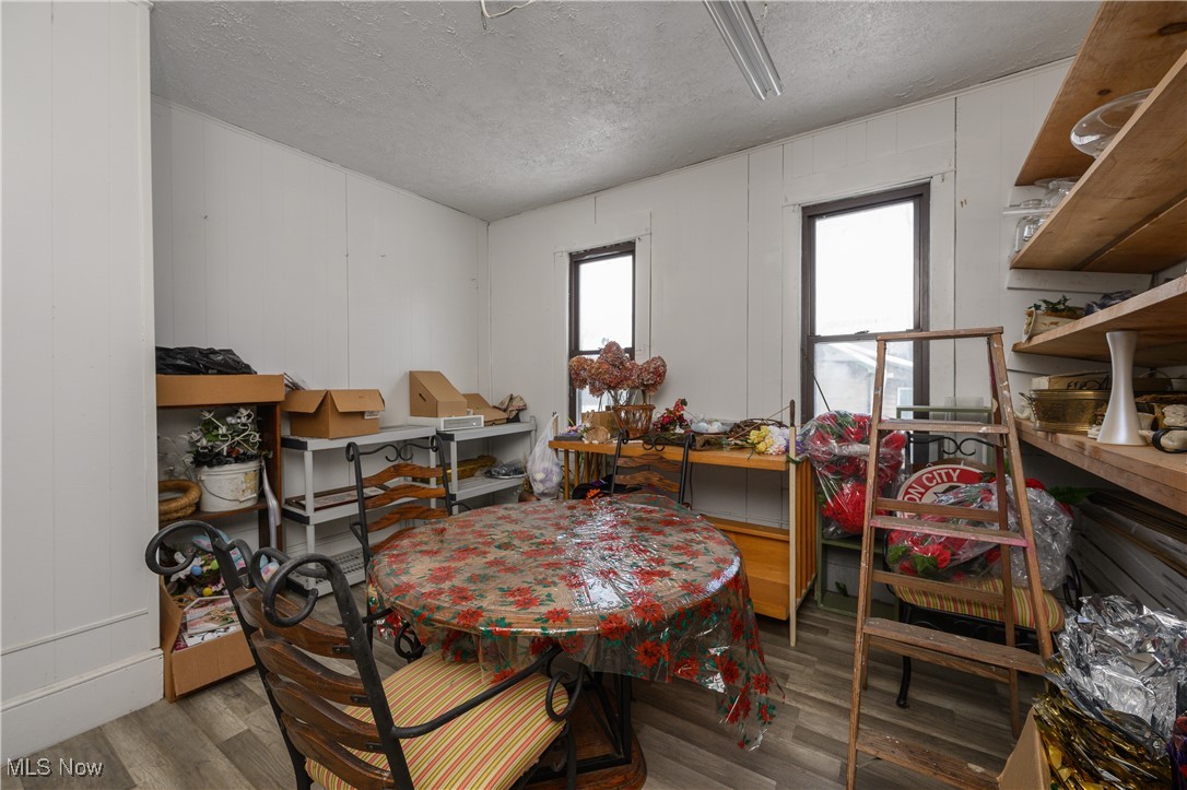 468 W Vine Street