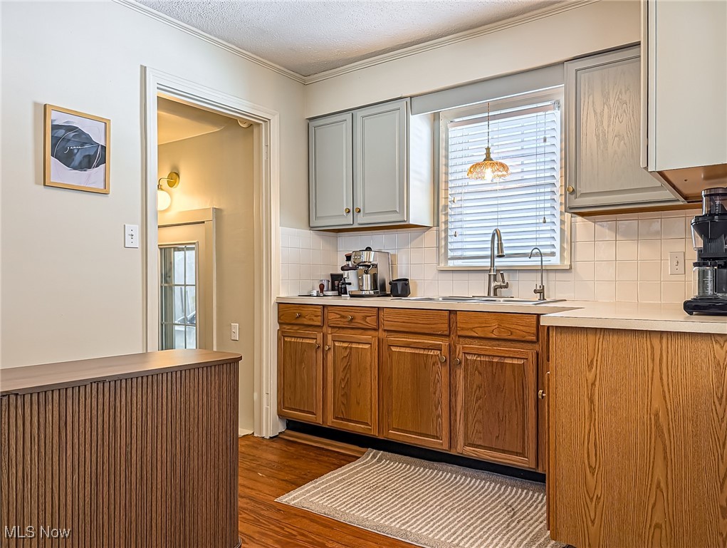 2036 E Main Street