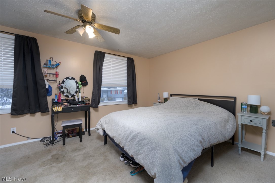 1033 Sunnywood Lane