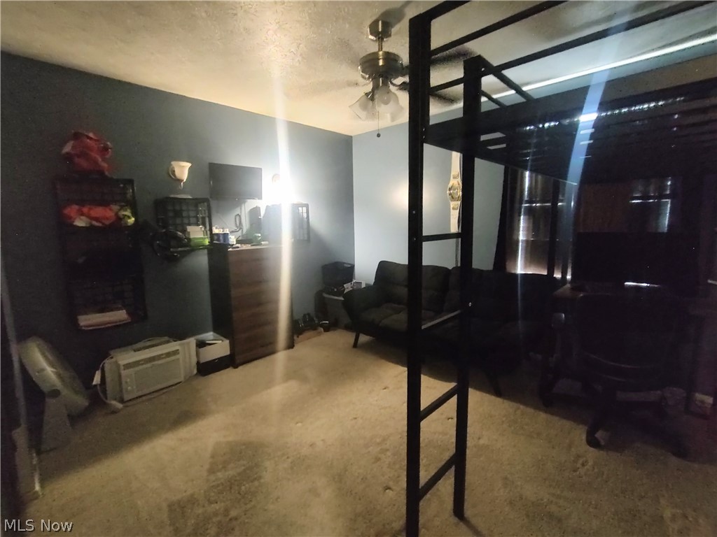 1033 Sunnywood Lane